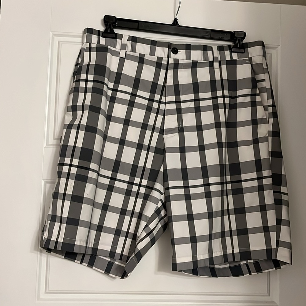 Chaps Golf Plaid Shorts